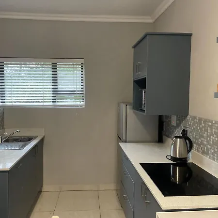 Q'S Palace Kloof Exterior photo