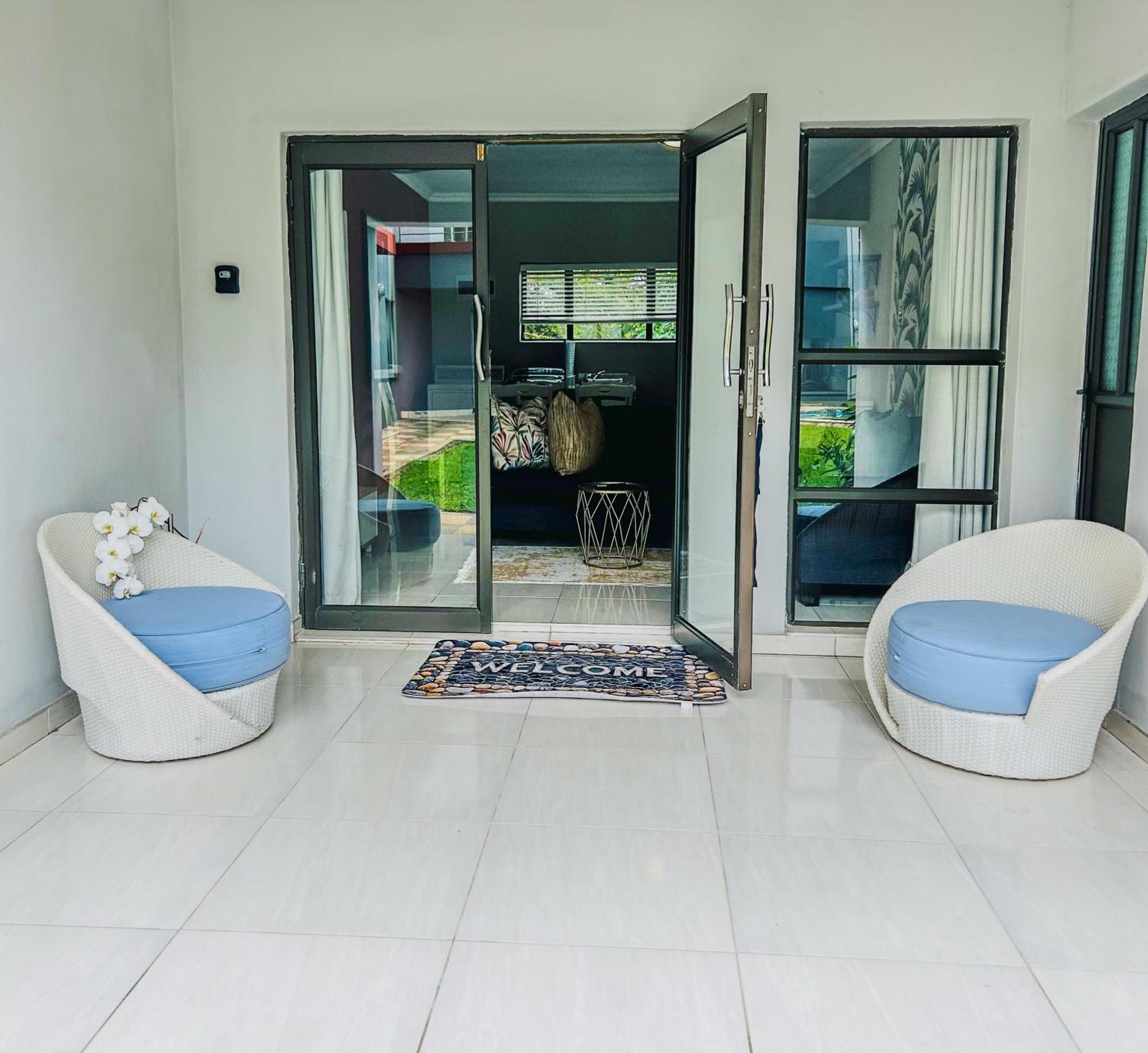 Q's Palace Kloof